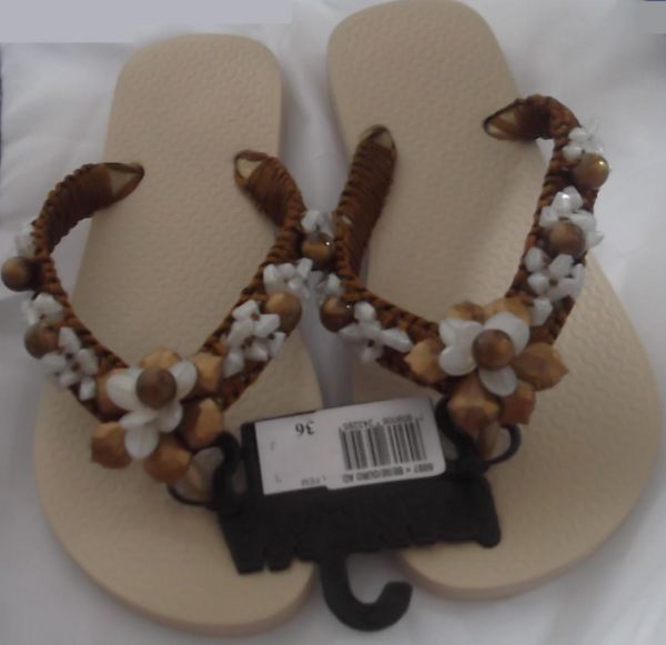 Chinelo Bordado - (cod.006)