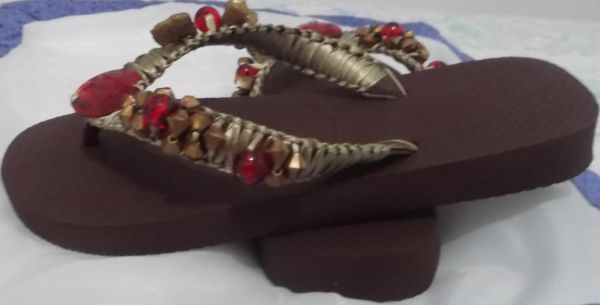 Chinelo Bordado - (cod.005)